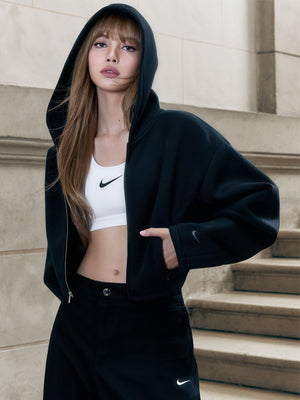 blackpink-LaLisa-Nike-Sportswear-Crop-Fleece-Hoodie