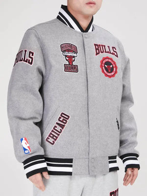 Chicago-Bulls-Gray-Wool-Varsity-Jacket-For-Mens
