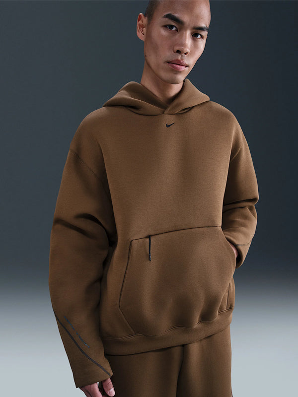 Nike-Tech-Oversized-Hoodie
