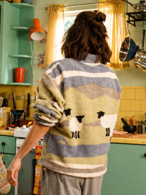 Voicemails-For-Isabelle-Zoey-Deutch-Sheep-Fleece-Sweatshirt